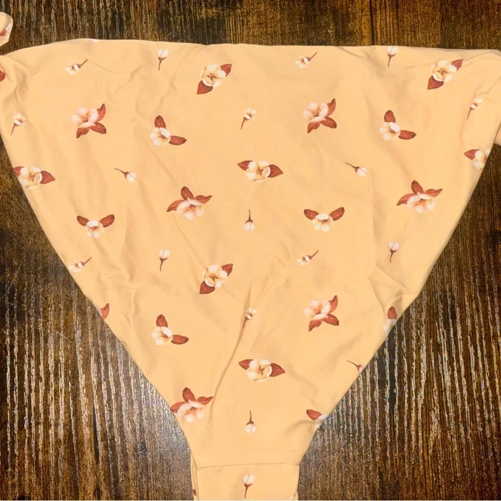 WeWoreWhat Golden impala “Amber” Bikini Bottom NWT (size XL)